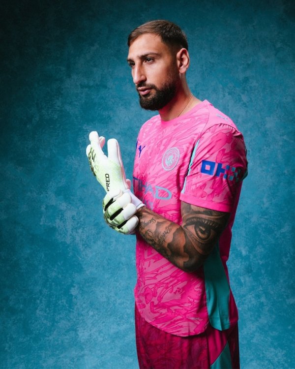Donnarumma: The role of the goalkeeper has changed a lot. Coming to Manchester City can learn from Guardiola.
